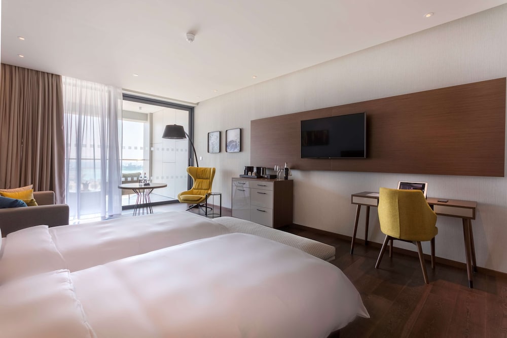 Radisson Blu Hotel, Larnaca — Hotel rooms in Larnaca, Larnaca Region