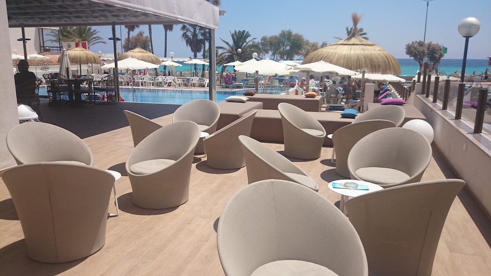 R2 Verónica — Beach in Cala Millor, Balearic Islands