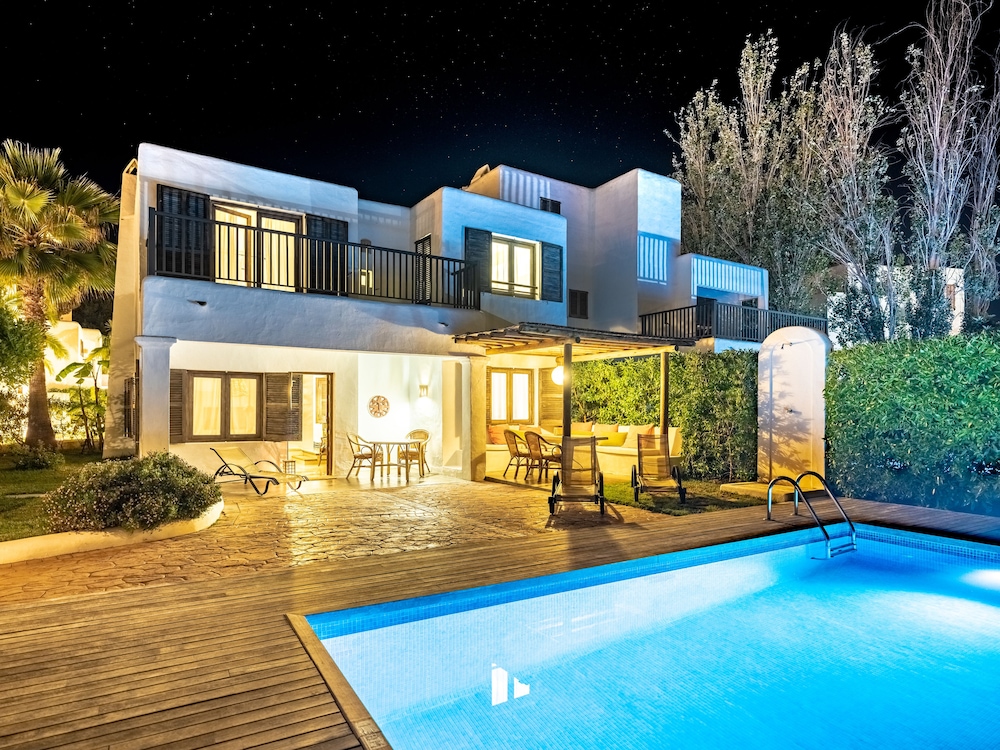 S'Argamassa Villas — Swimming pool in Santa Eulalia, Balearic Islands