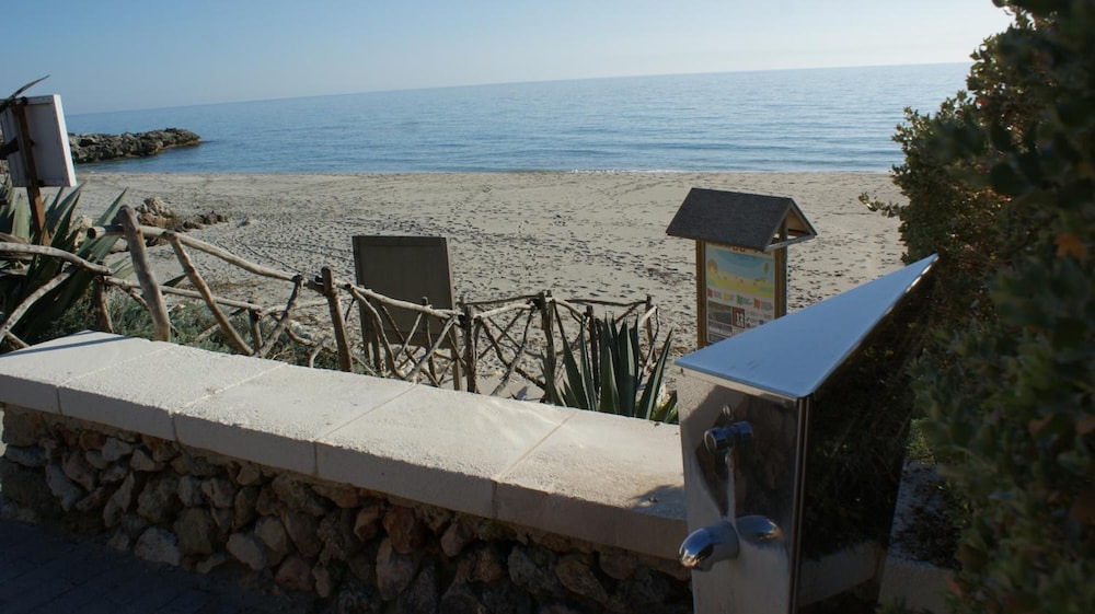Vistamar Apartamentos — Beach in Santo Tomas, Balearic Islands