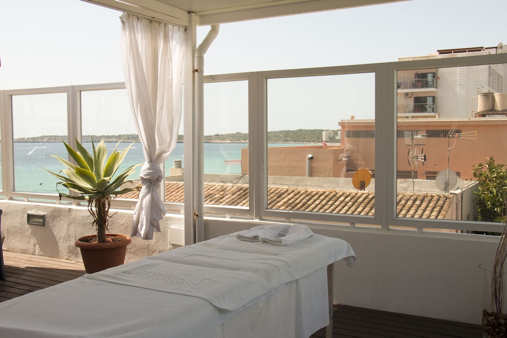 Hotel Voramar Mallorca — Spa in Cala Millor, Balearic Islands