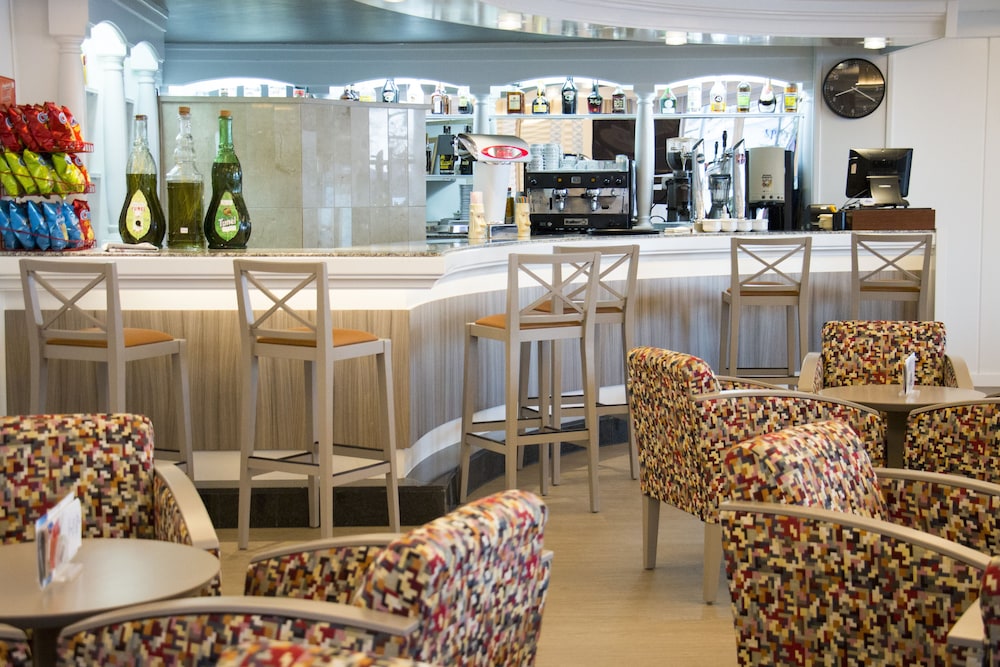 Hotel Voramar Mallorca — Restaurant & bars in Cala Millor, Balearic Islands