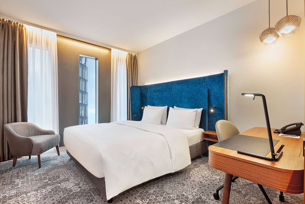 Leonardo Royal Hotel Munich Bavaria Towers — Hotel rooms in Munich, Bavaria