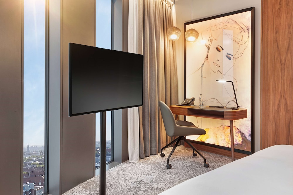 Leonardo Royal Hotel Munich Bavaria Towers — Hotel rooms in Munich, Bavaria