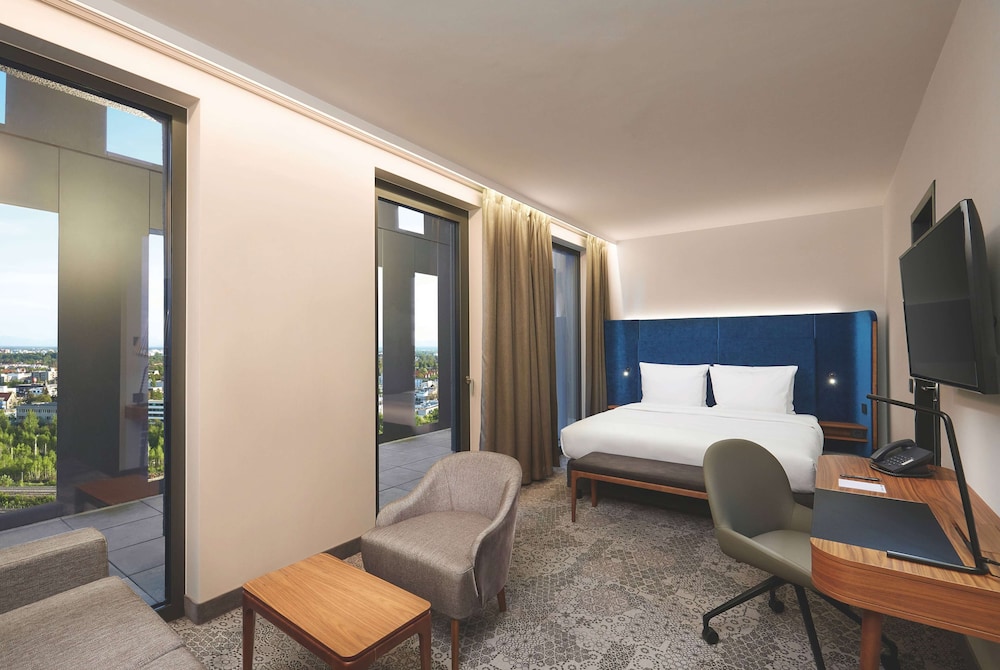 Leonardo Royal Hotel Munich Bavaria Towers — Hotel rooms in Munich, Bavaria