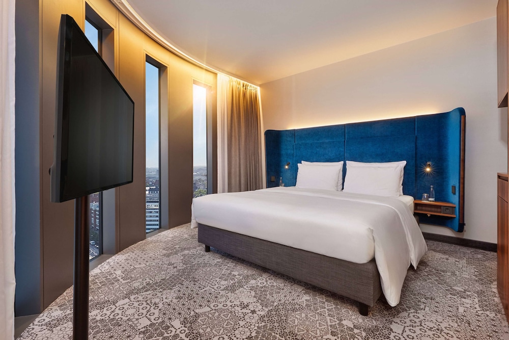 Leonardo Royal Hotel Munich Bavaria Towers — Hotel rooms in Munich, Bavaria