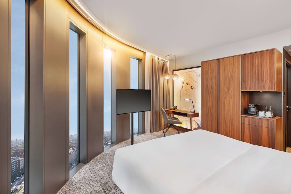 Leonardo Royal Hotel Munich Bavaria Towers — Hotel rooms in Munich, Bavaria