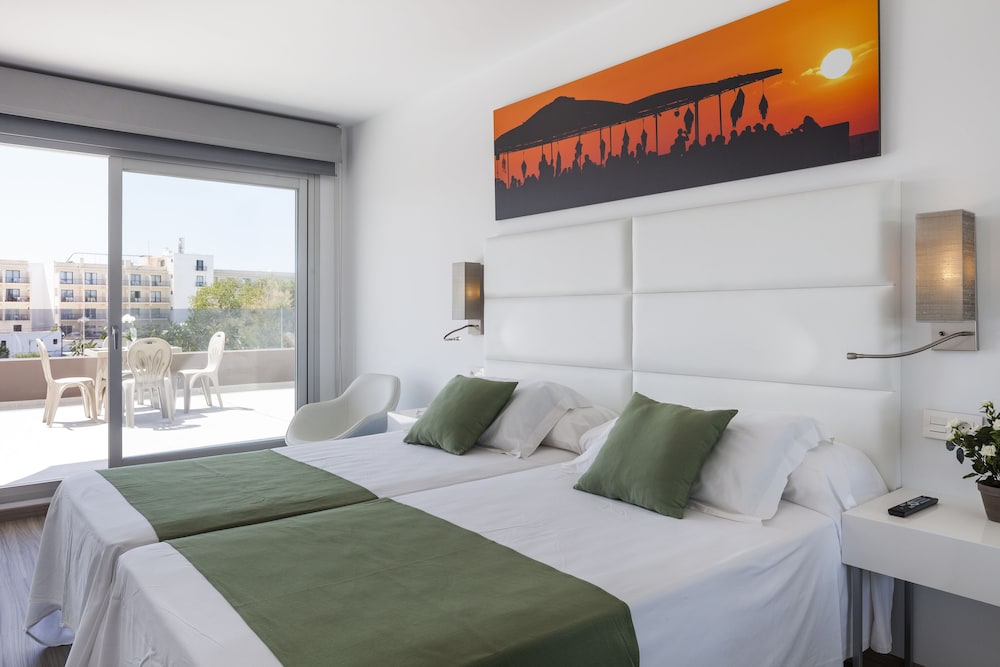 Axel Beach Ibiza - Adults Only — Hotel rooms in San Antonio, Balearic Islands