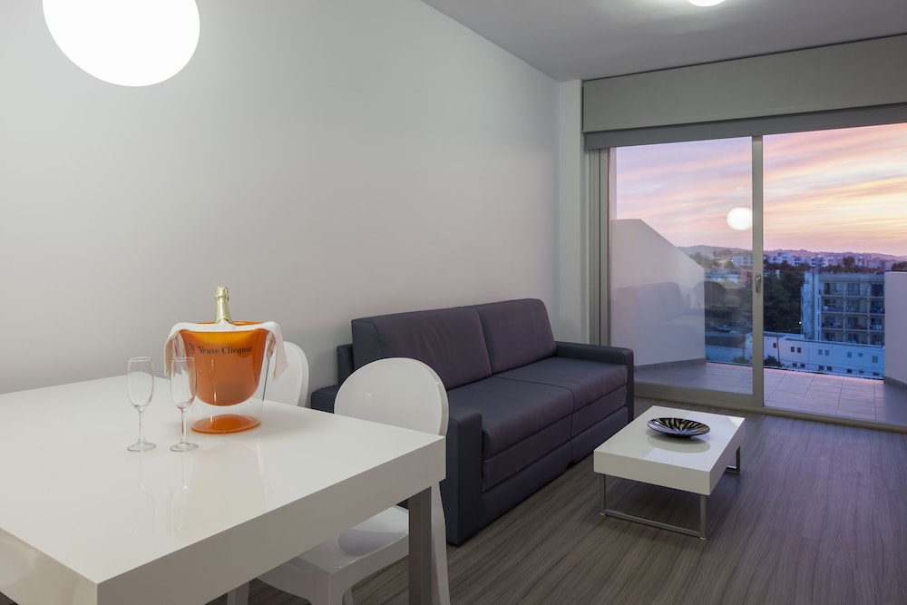 Axel Beach Ibiza - Adults Only — Hotel rooms in San Antonio, Balearic Islands