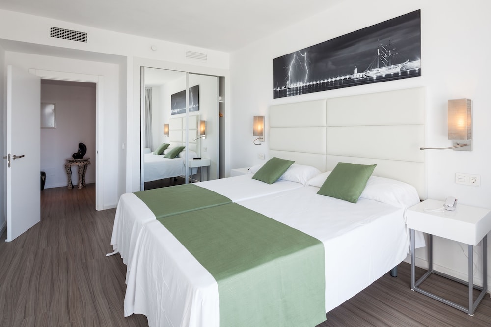 Axel Beach Ibiza - Adults Only — Hotel rooms in San Antonio, Balearic Islands