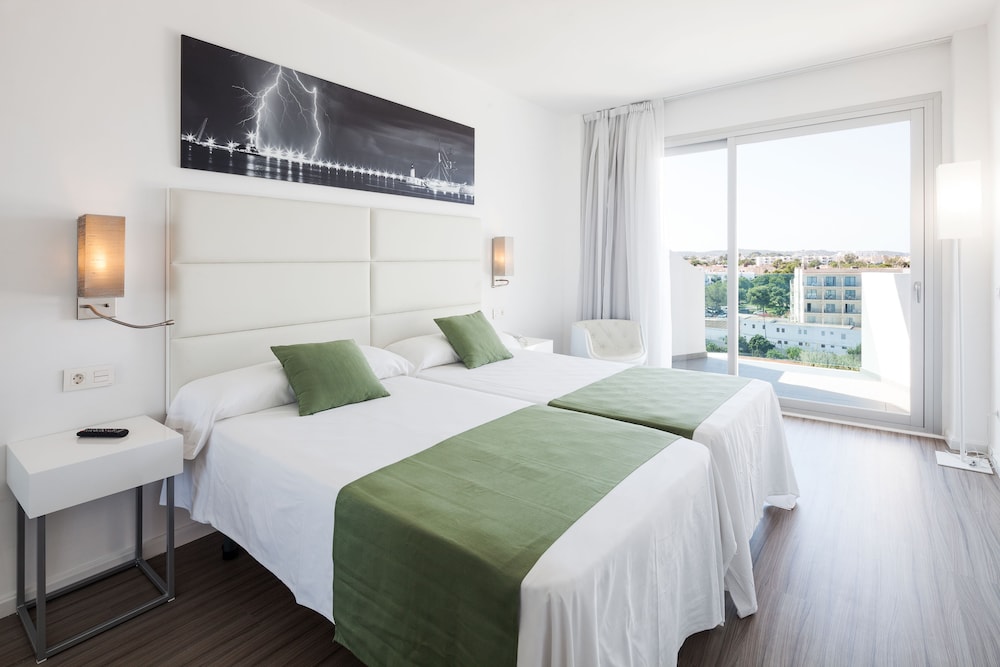 Axel Beach Ibiza - Adults Only — Hotel rooms in San Antonio, Balearic Islands