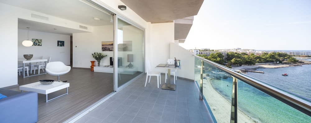 Axel Beach Ibiza - Adults Only — Hotel rooms in San Antonio, Balearic Islands