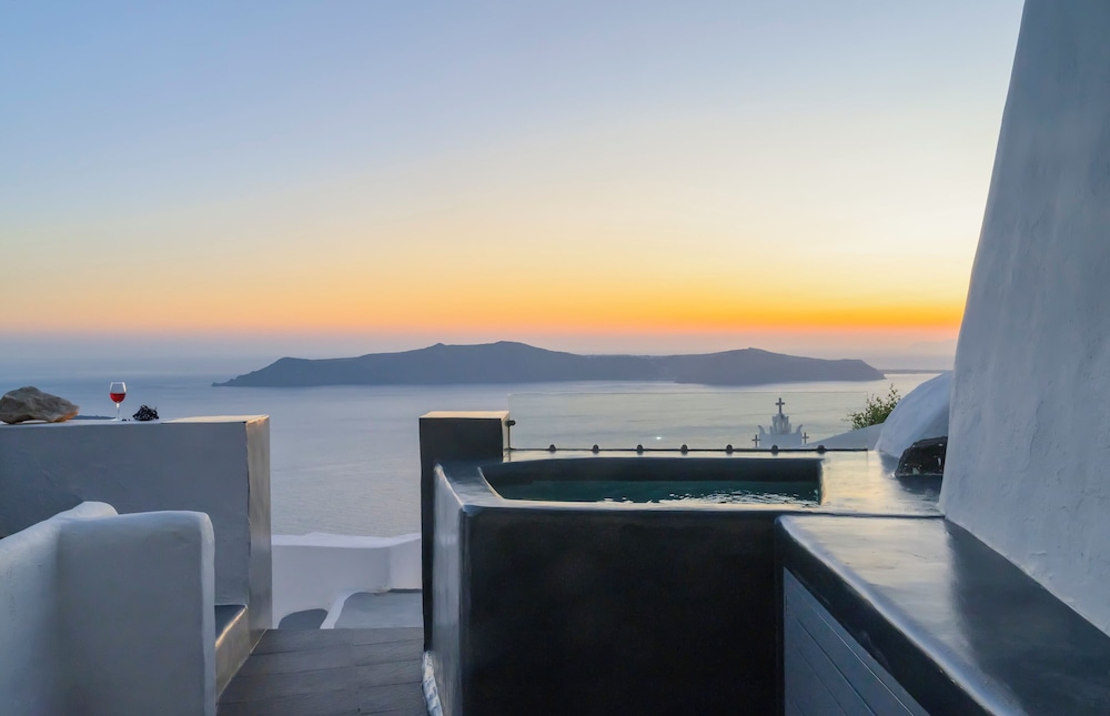 Istoria, A Member of Design Hotels — Swimming pool in Perissa, South Aegean
