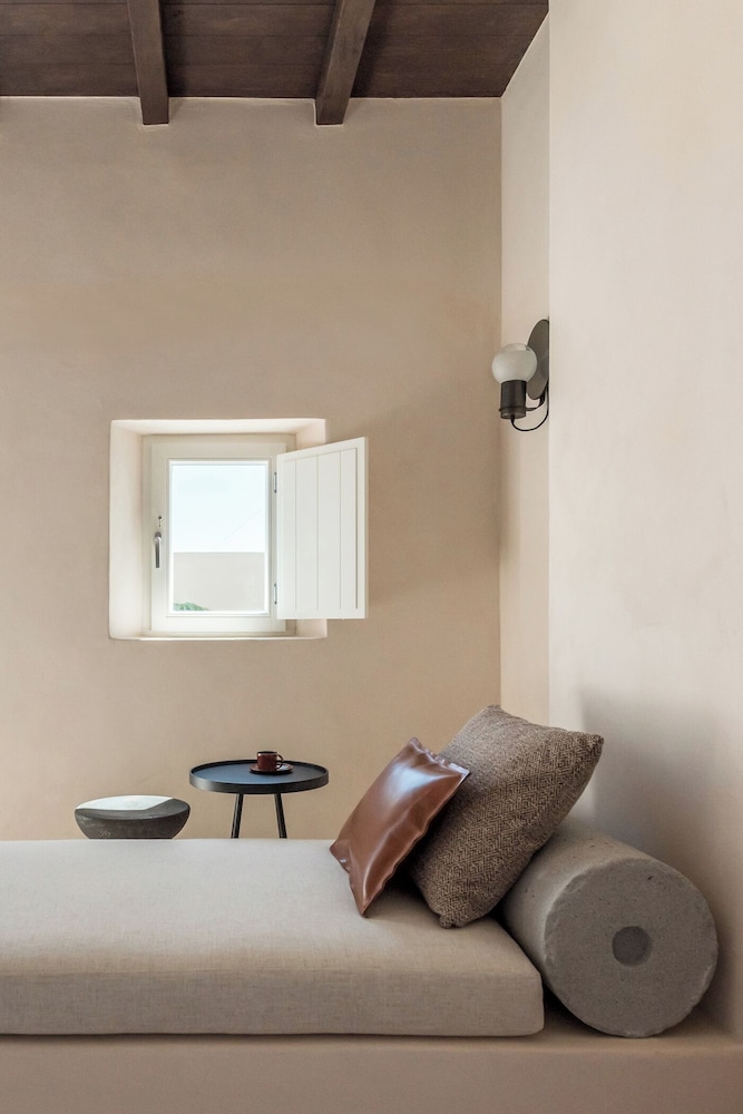 Istoria, A Member of Design Hotels — Hotel rooms in Perissa, South Aegean
