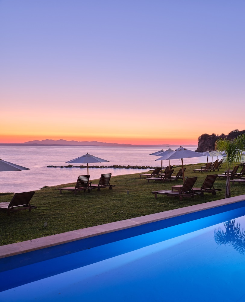 Cavo Orient Beach Hotel — Swimming pool in Tsilivi, Ionian Islands