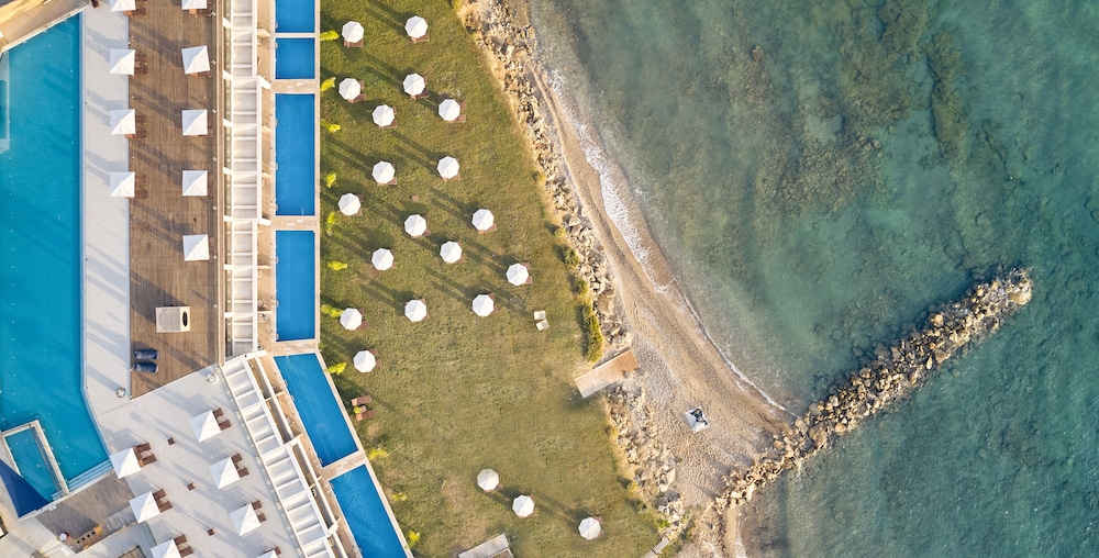 Cavo Orient Beach Hotel — Beach in Tsilivi, Ionian Islands