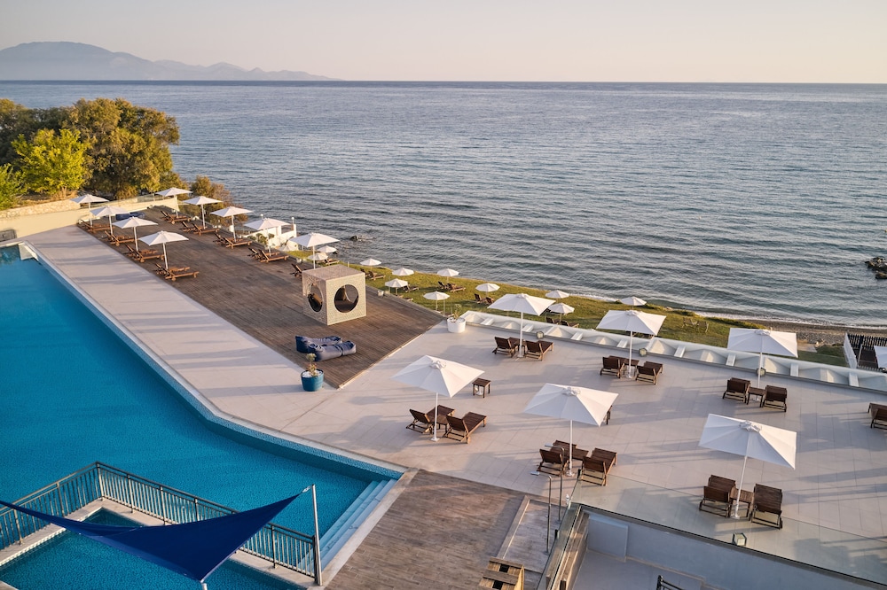 Cavo Orient Beach Hotel — Beach in Tsilivi, Ionian Islands