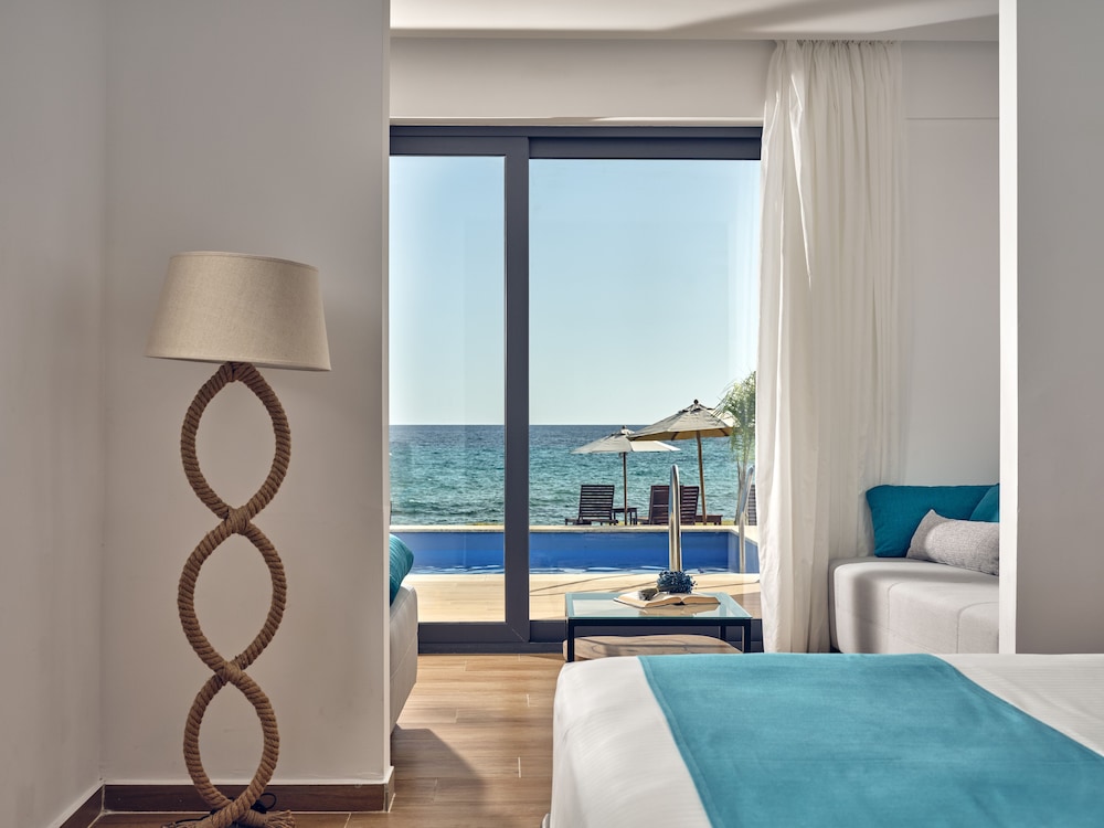 Cavo Orient Beach Hotel — Hotel rooms in Tsilivi, Ionian Islands