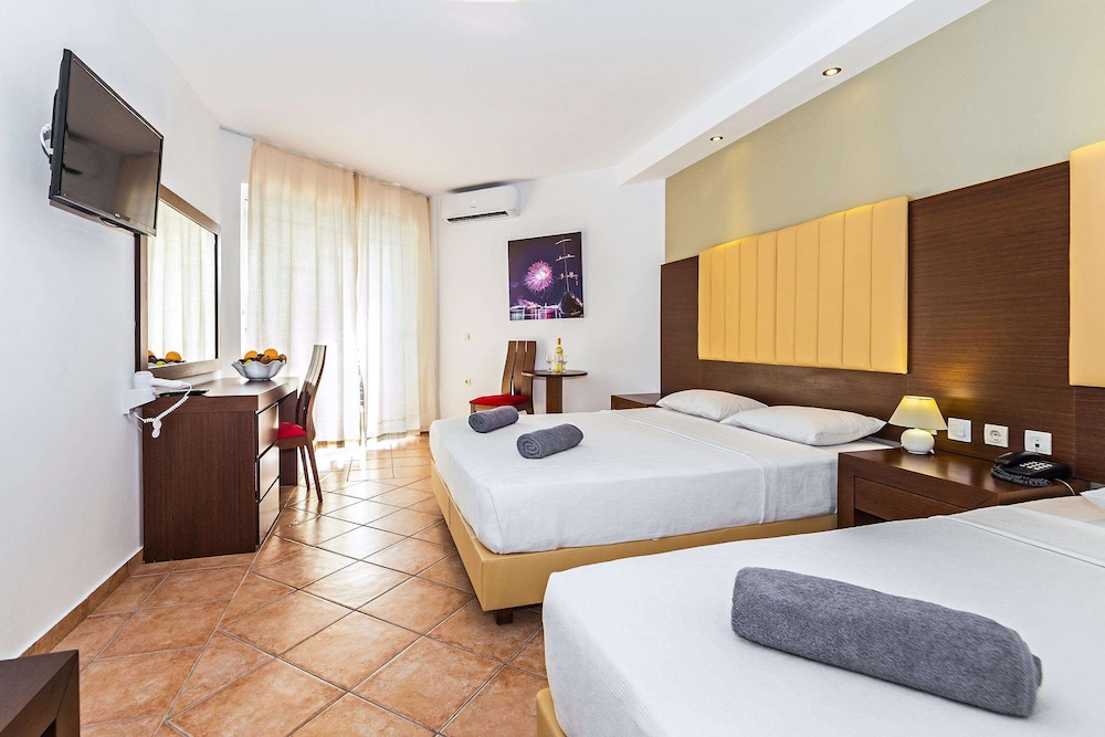 White Olive Premium Laganas - All Inclusive — Hotel rooms in Laganas, Ionian Islands