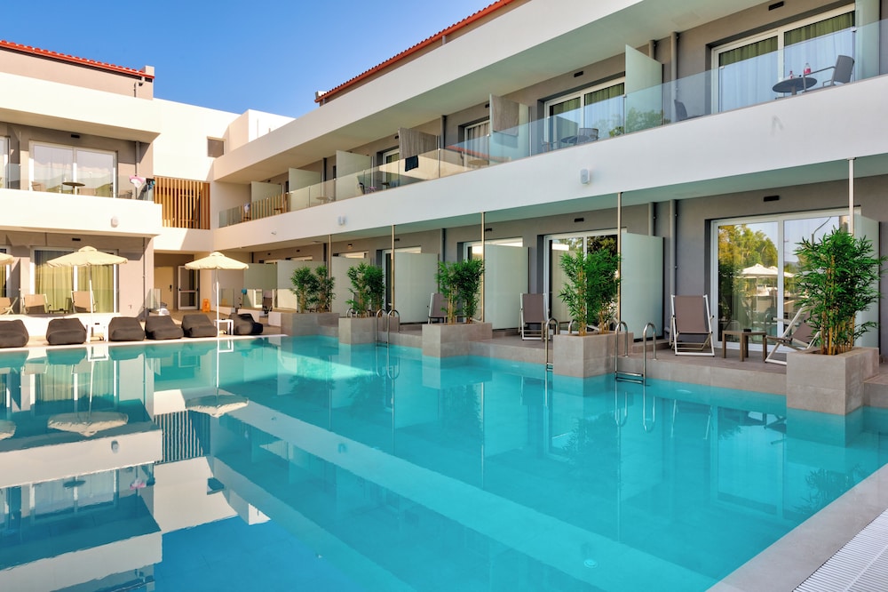 White Olive Premium Laganas - All Inclusive — Swimming pool in Laganas, Ionian Islands