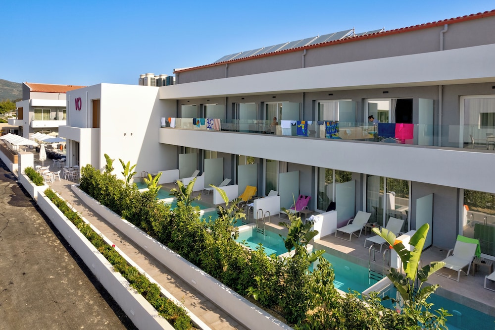 White Olive Premium Laganas - All Inclusive — Hotel building in Laganas, Ionian Islands