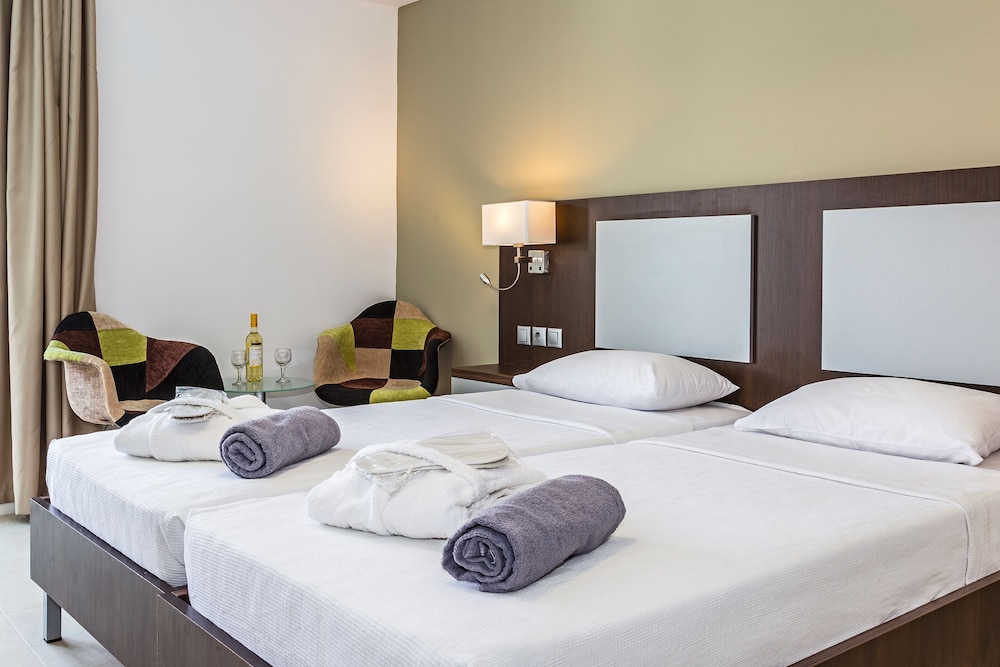 White Olive Premium Laganas - All Inclusive — Hotel rooms in Laganas, Ionian Islands