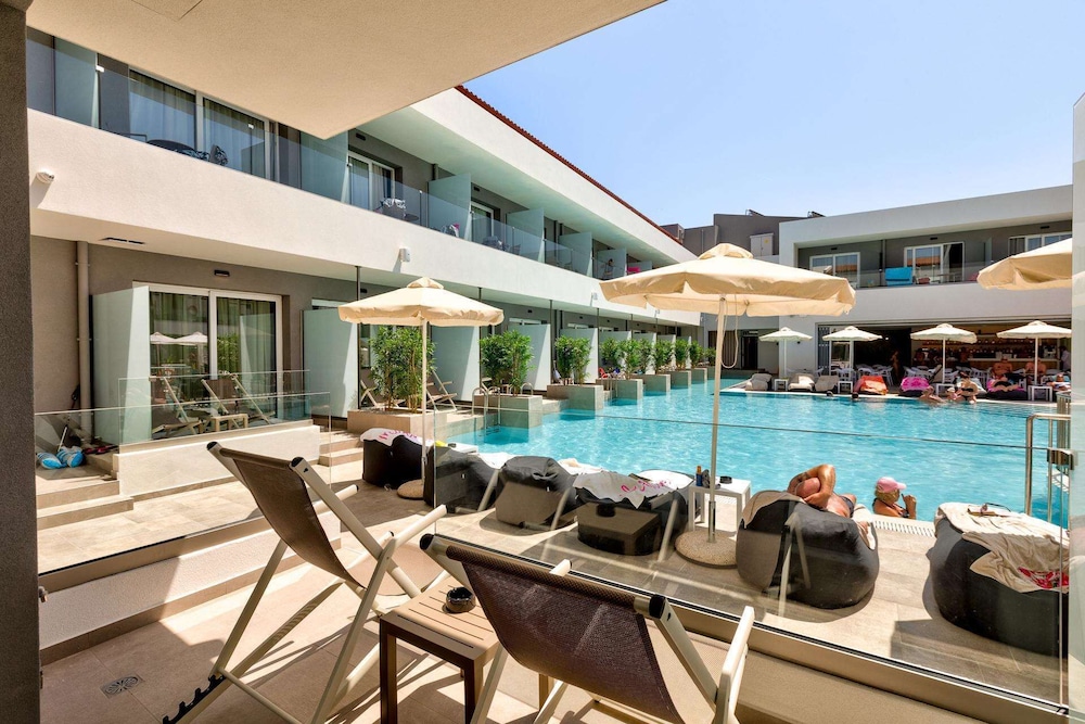 White Olive Premium Laganas - All Inclusive — Swimming pool in Laganas, Ionian Islands