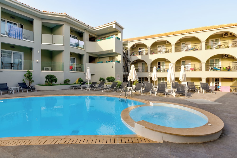 White Olive Premium Laganas - All Inclusive — Swimming pool in Laganas, Ionian Islands