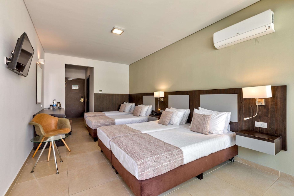 White Olive Premium Laganas - All Inclusive — Hotel rooms in Laganas, Ionian Islands