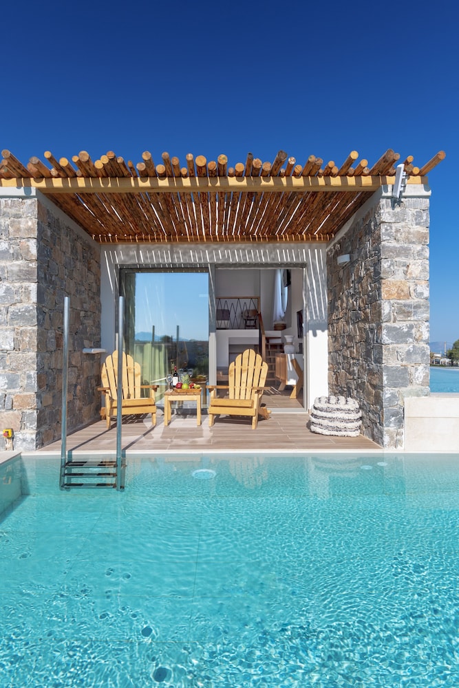 Atermono Boutique Resort & Spa — Swimming pool in Rethymnon