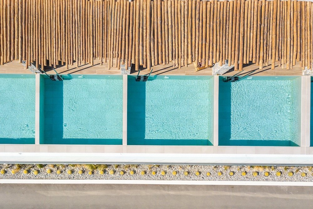 Atermono Boutique Resort & Spa — Swimming pool in Rethymnon