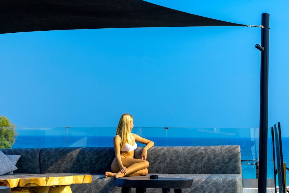 Atermono Boutique Resort & Spa — Restaurant & bars in Rethymnon