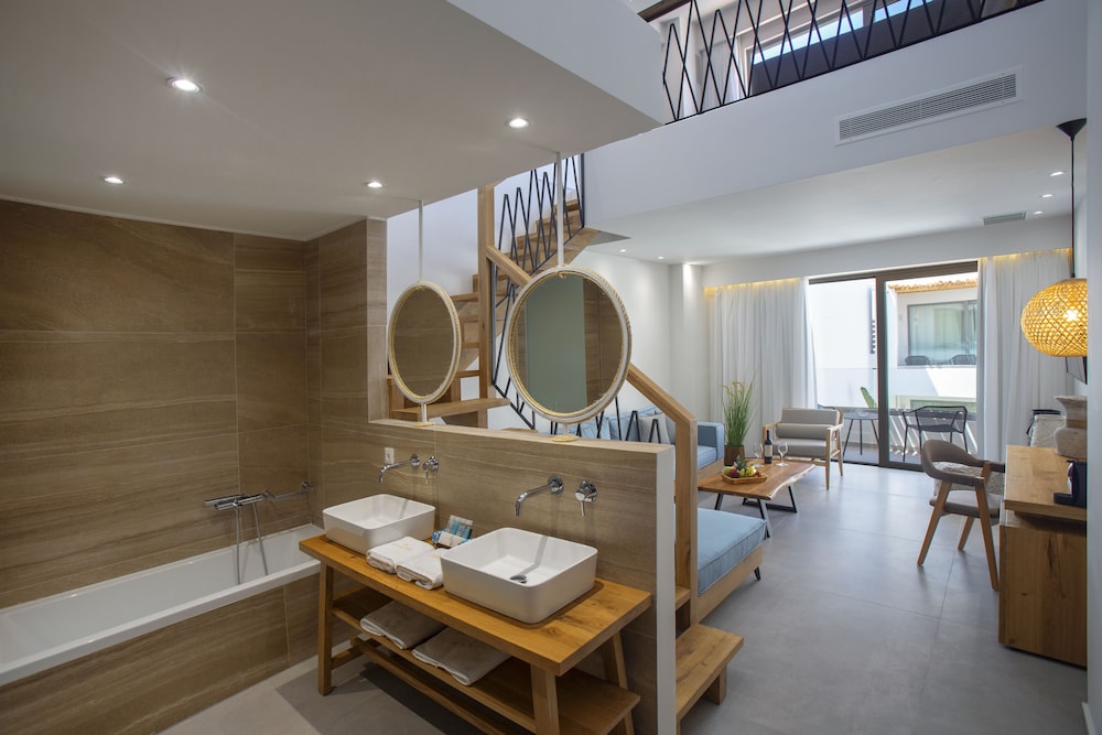 Atermono Boutique Resort & Spa — Hotel rooms in Rethymnon