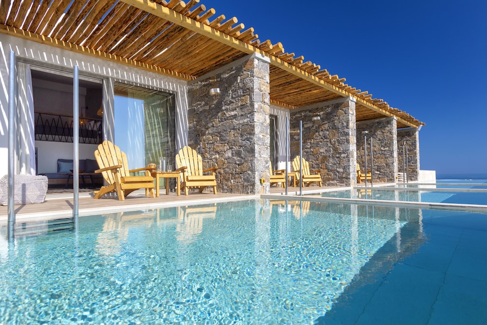 Atermono Boutique Resort & Spa — Hotel building in Rethymnon