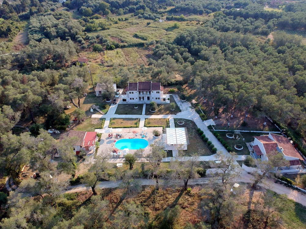 Alykes Family Resort — Swimming pool in Lefkimmi (Corfu), Ionian Islands