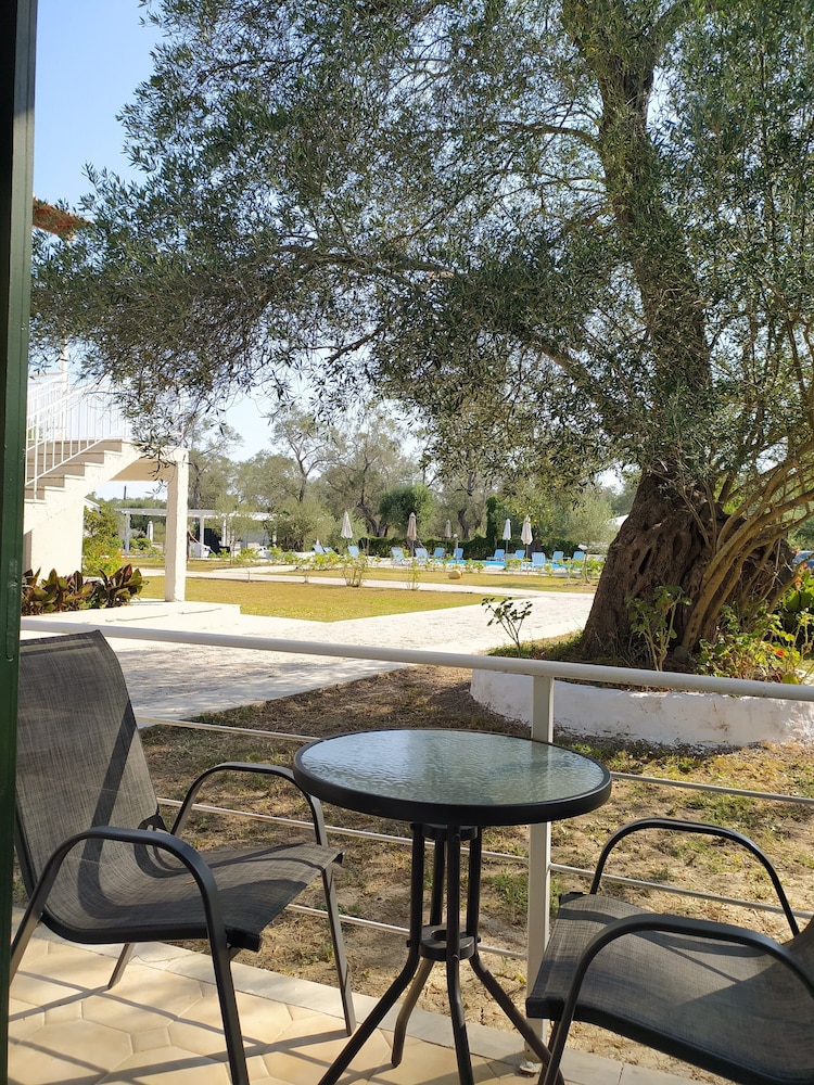 Alykes Family Resort — Swimming pool in Lefkimmi (Corfu), Ionian Islands