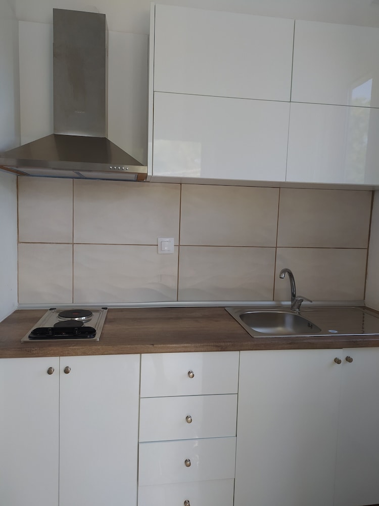 Alykes Family Resort — Hotel rooms in Lefkimmi (Corfu), Ionian Islands