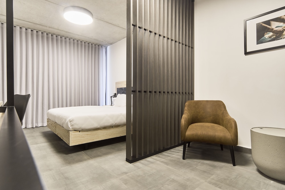 Mr. Todd Hotel — Hotel rooms in Sliema, Malta Island