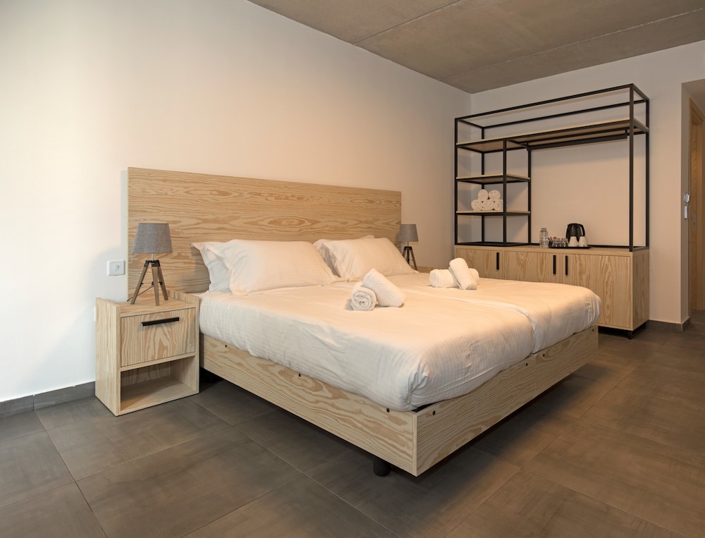 Mr. Todd Hotel — Hotel rooms in Sliema, Malta Island