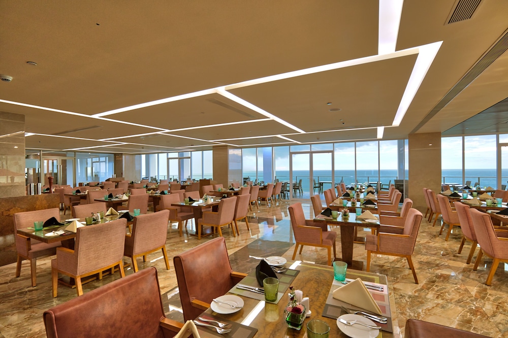 Marino Beach Colombo — Restaurant & bars in Colombo, Western Province