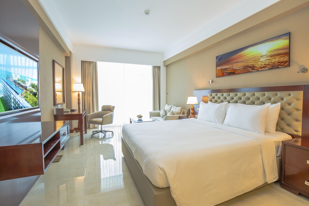 Marino Beach Colombo — Hotel rooms in Colombo, Western Province