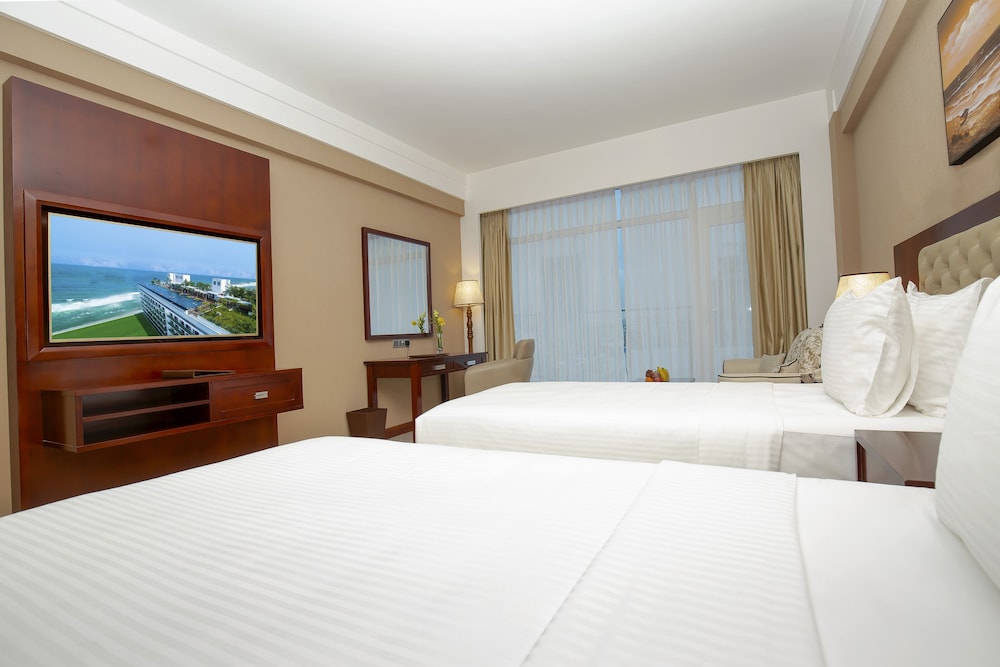 Marino Beach Colombo — Hotel rooms in Colombo, Western Province