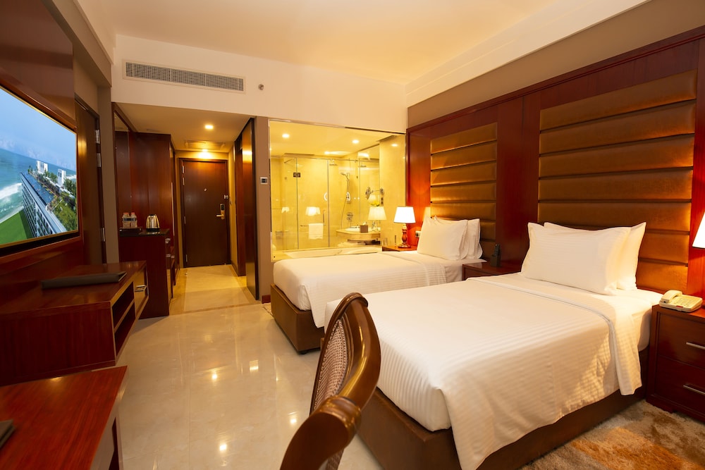Marino Beach Colombo — Hotel rooms in Colombo, Western Province