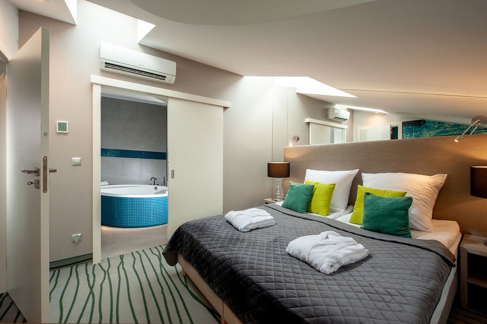 Plaza Boutique Hotel — Hotel rooms in Krakow, Lesser Poland