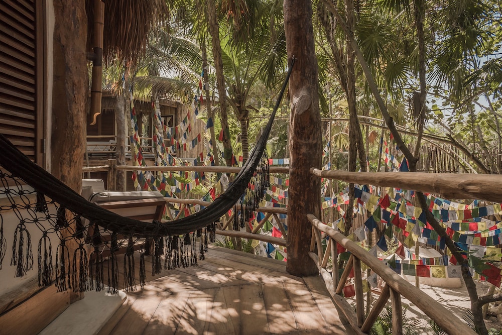 Delek Tulum — Restaurant & bars in Tulum, Quintana Roo