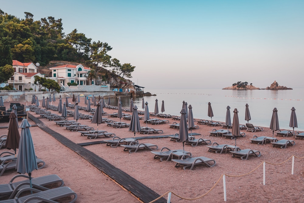 Hotel Ami Budva Petrovac - zdjęcie 4