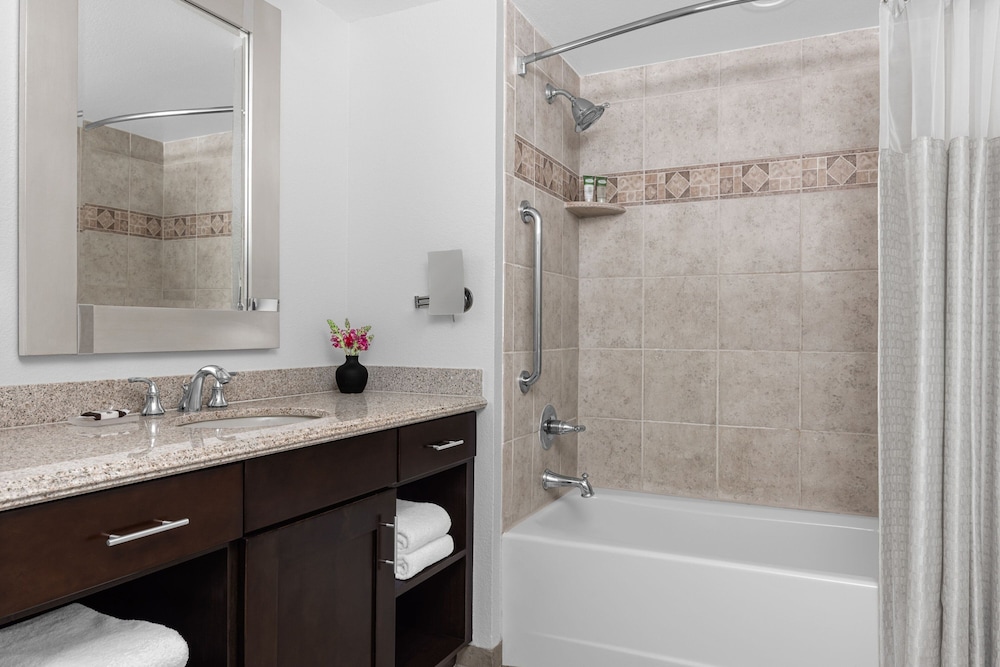 Marriott's Grand Chateau — Hotel rooms in Las Vegas, Nevada