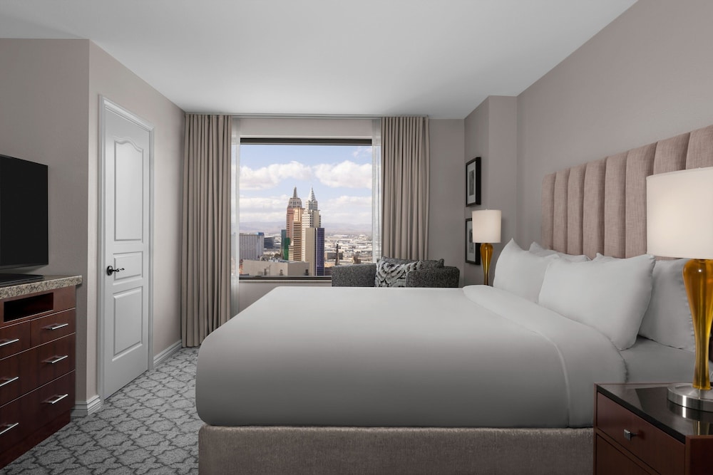 Marriott's Grand Chateau — Hotel rooms in Las Vegas, Nevada