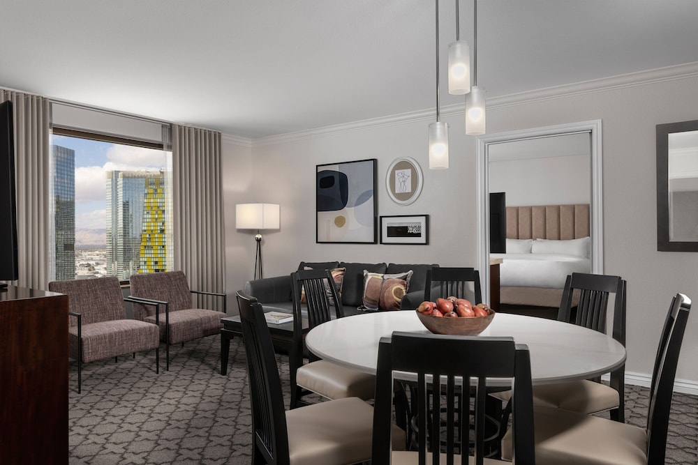 Marriott's Grand Chateau — Hotel rooms in Las Vegas, Nevada