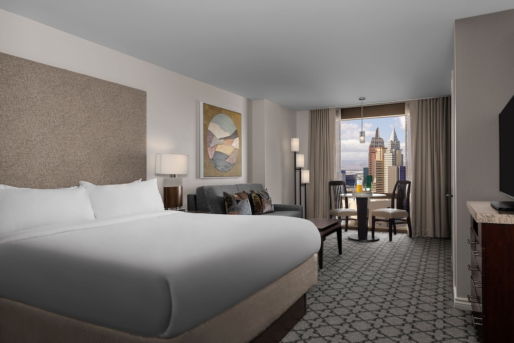 Marriott's Grand Chateau — Hotel rooms in Las Vegas, Nevada